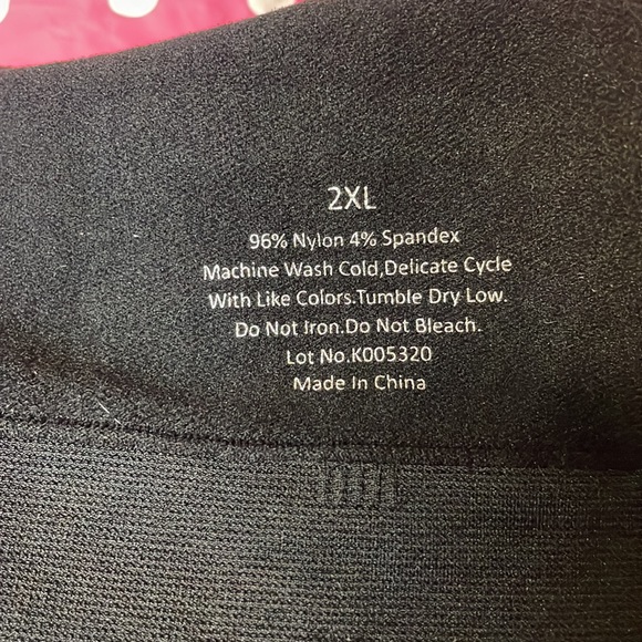 Pull on sports bra - Picture 4 of 8